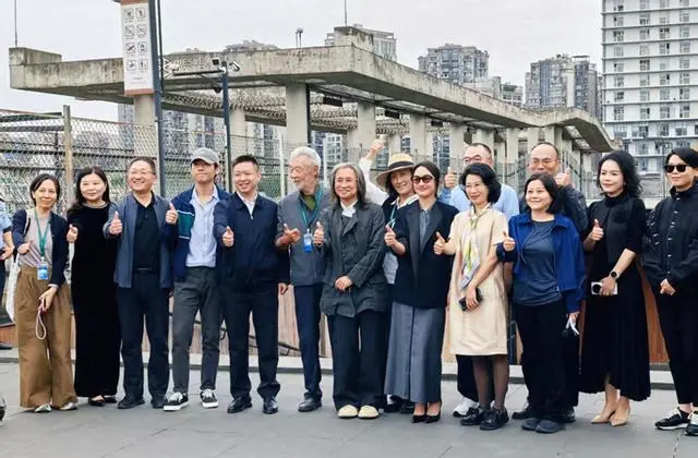 陈可辛周迅再合作《明天，会更好》成都开机 | 情报图
